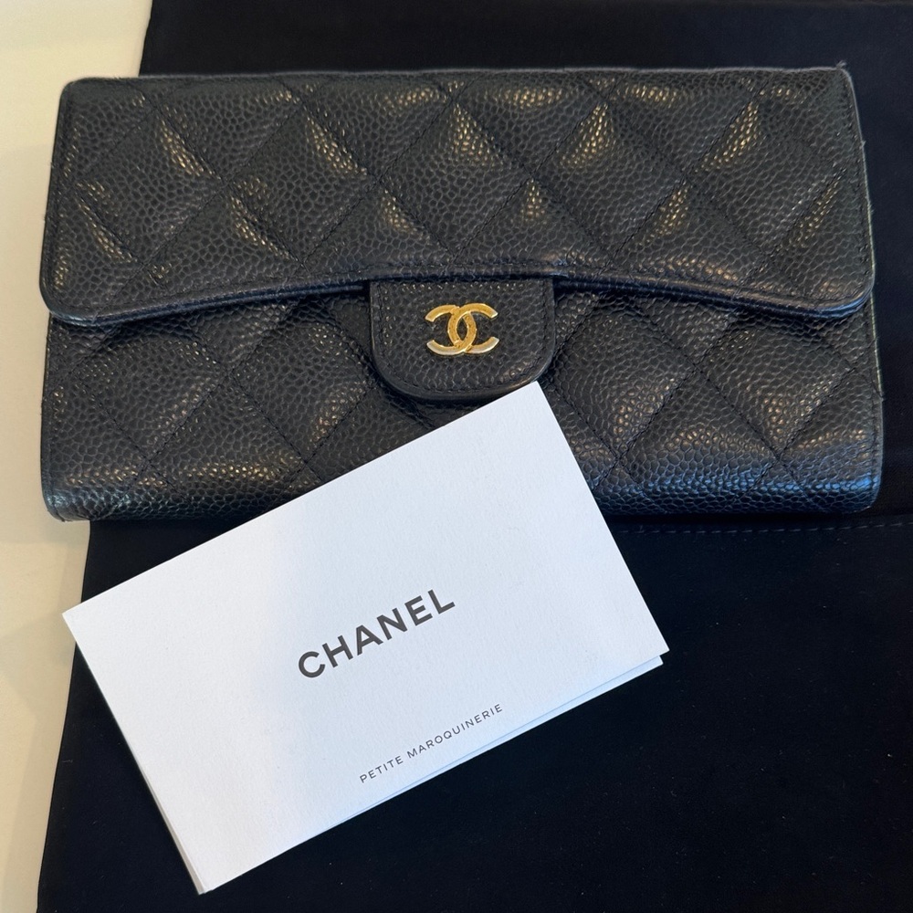 CHANEL Black Quilted Leather Clutch with Gold Logo - Picture 16 of 16